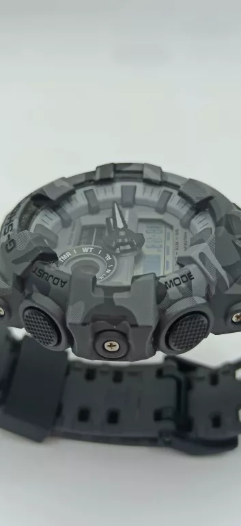 CASIO G-SHOCK GA-700CM-8AER KOMPLET
