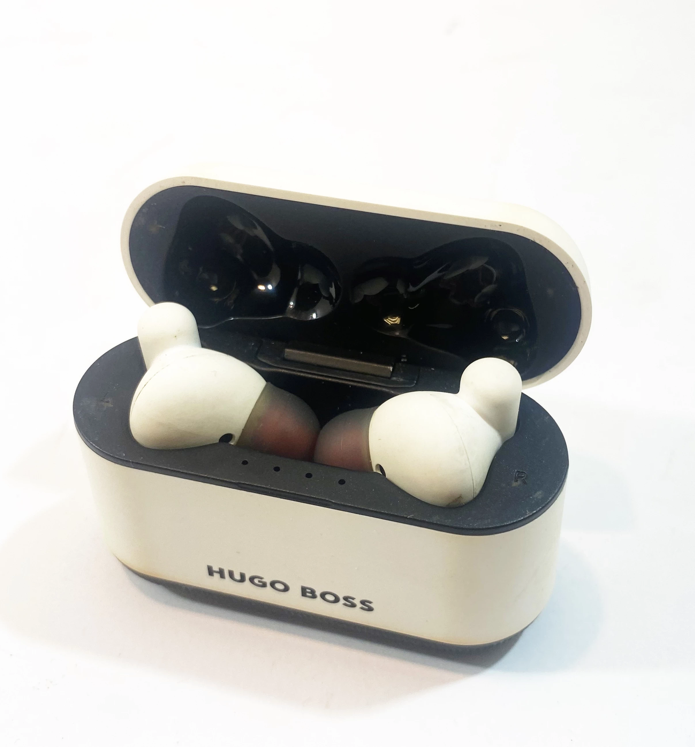 sluchawki-gear-matrix-hugo-boss-hap107-rodzaj-sluchawek-douszne