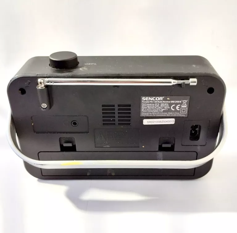 Portable FM / AM Radio Receiver, SRD 2100 B