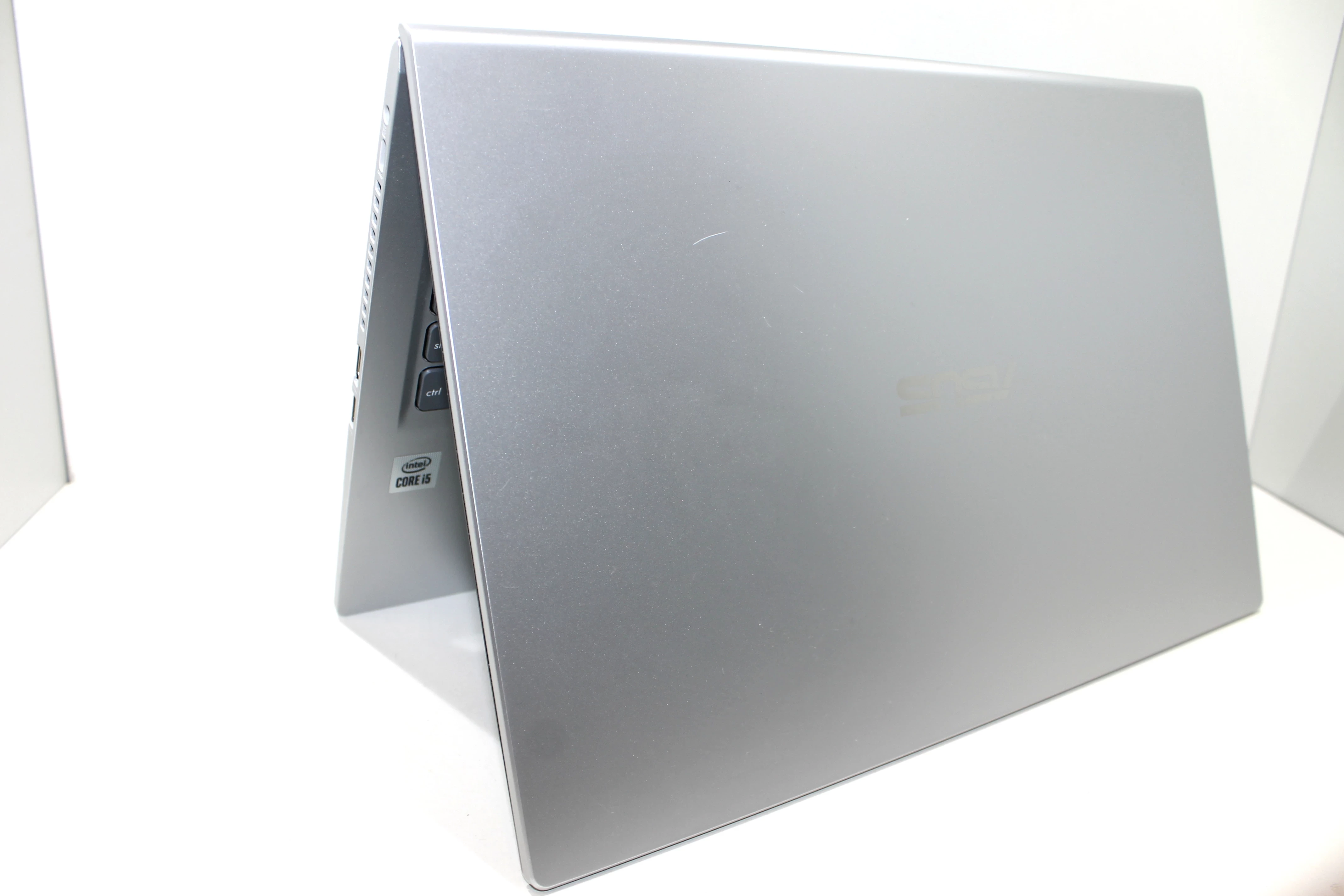 laptop-asus-x515j-512-ssd-typ-dysku-twardego-ssd