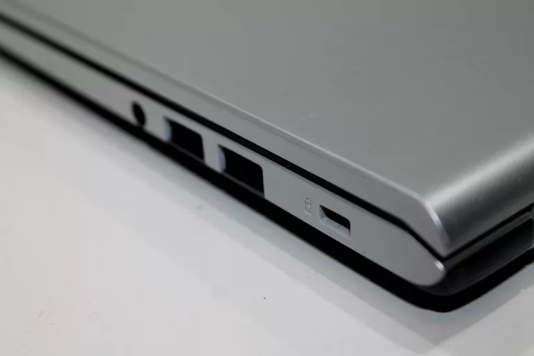 laptop-asus-x515j-512-ssd-liczba-rdzeni-procesora-4