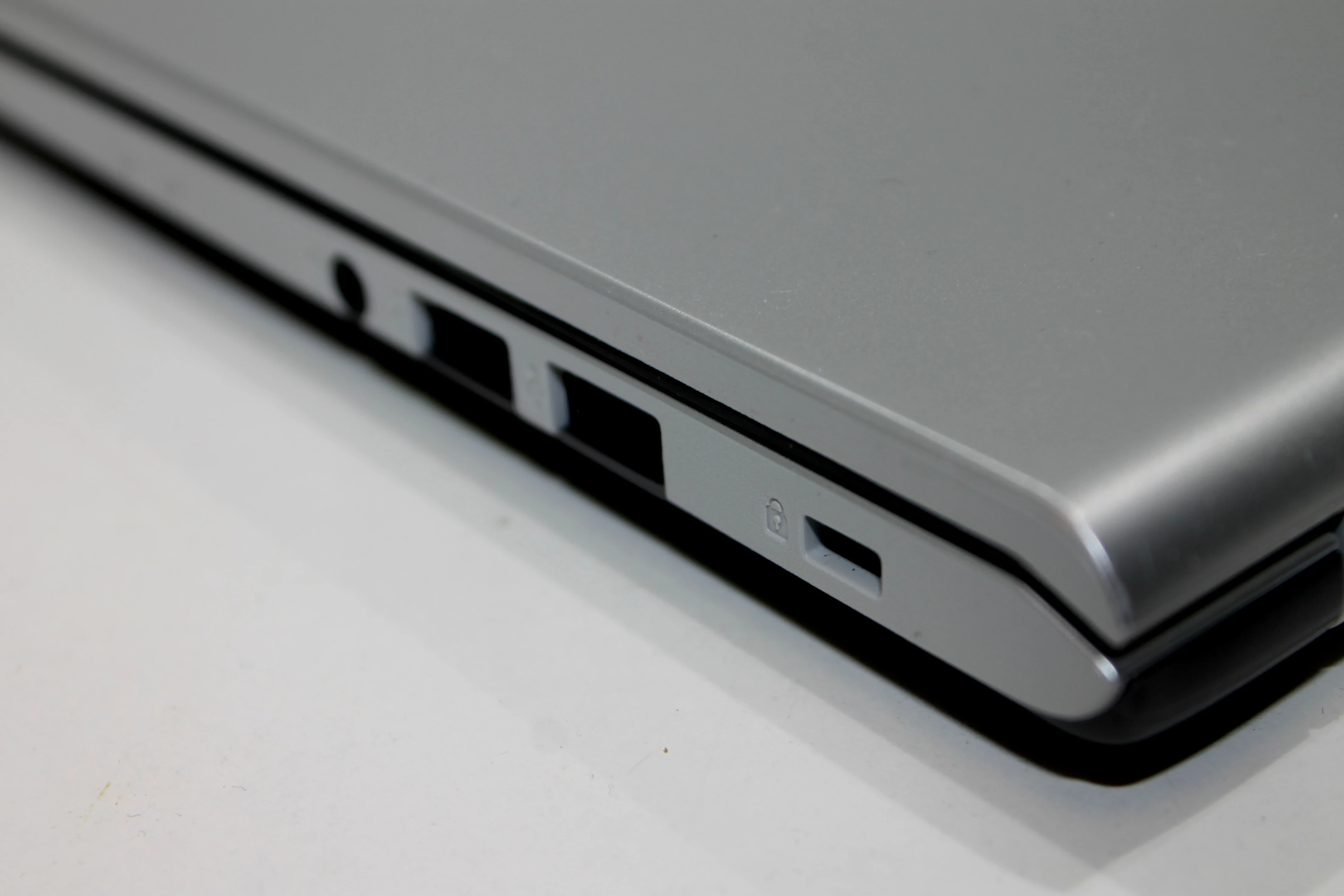 laptop-asus-x515j-512-ssd-liczba-rdzeni-procesora-4