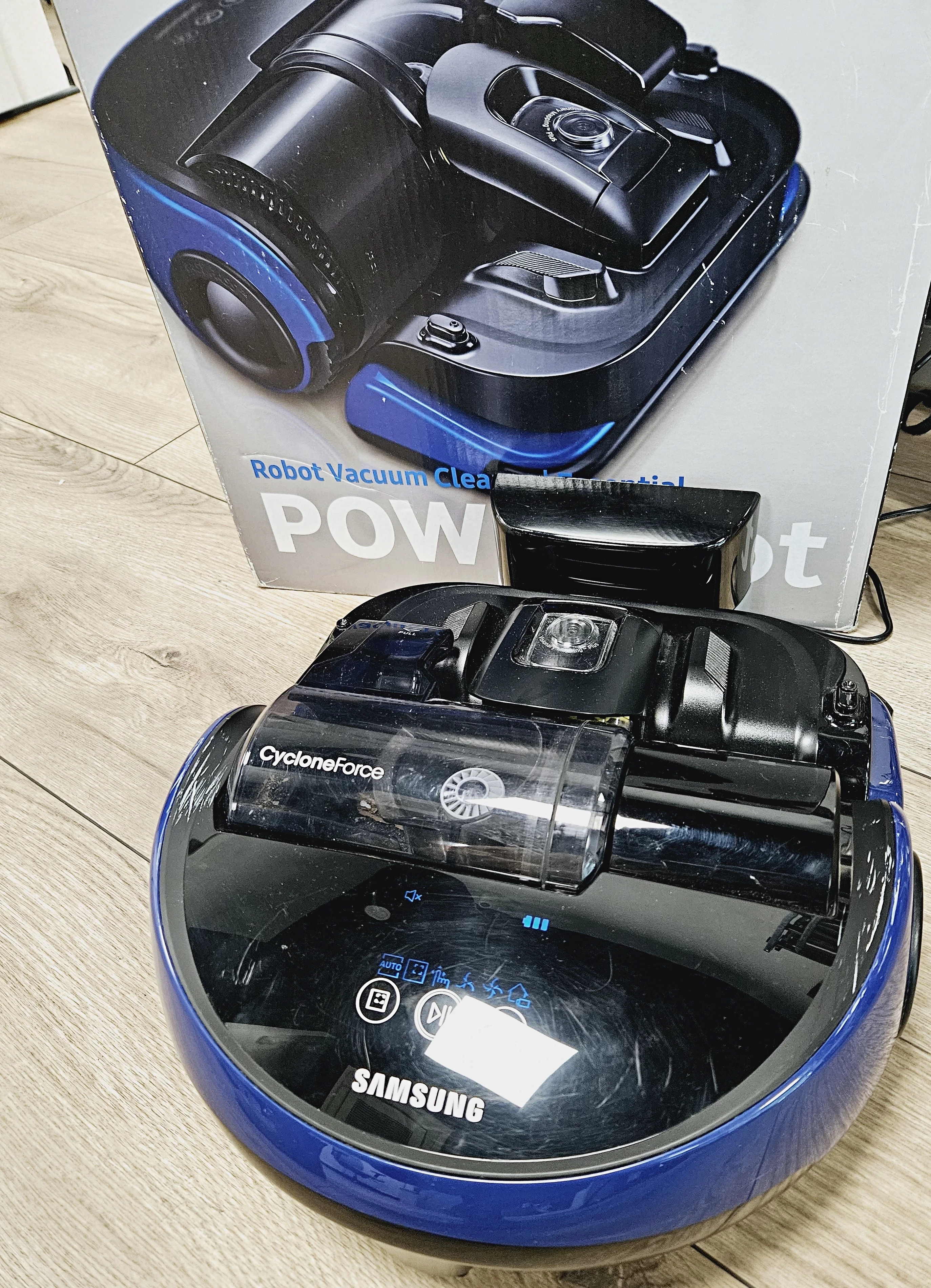 robot-odkurzacz-samsung-vr20k9000ub-powerbot-stan-uszkodzony