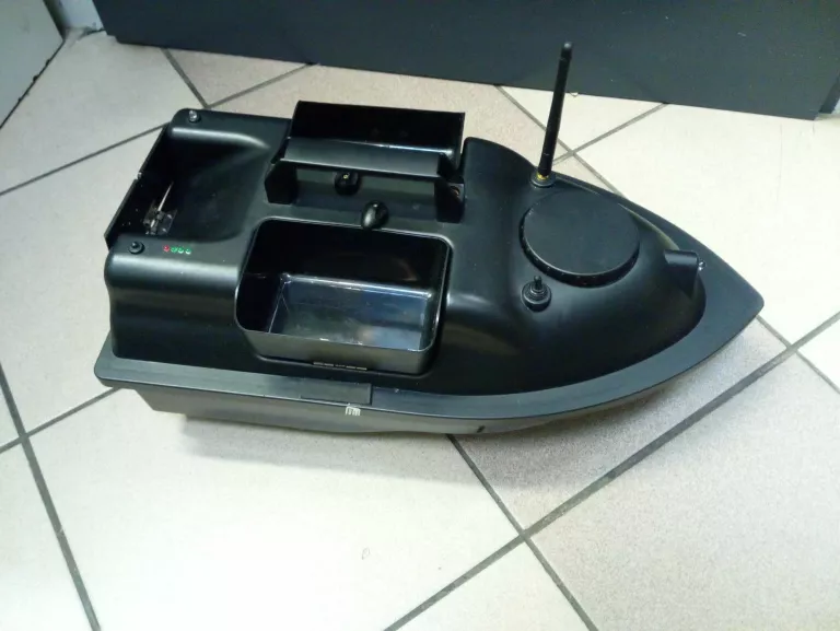 lodka-zanetowawywozowa-model-rc