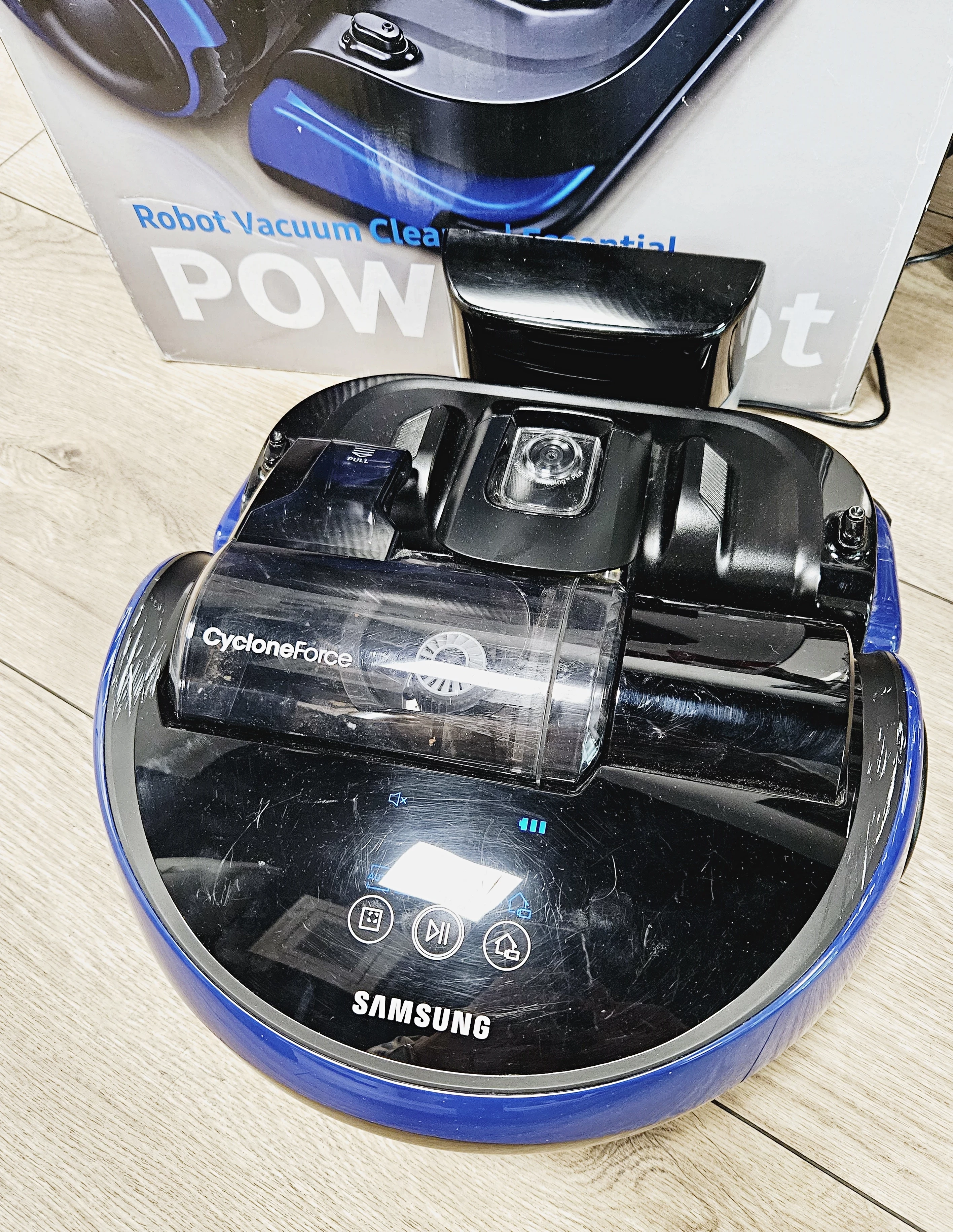 robot-odkurzacz-samsung-vr20k9000ub-powerbot-wojanowska-13-wroclaw