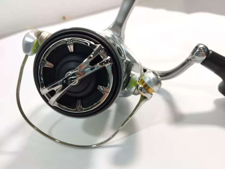 KOŁOWROTEK SHIMANO STRADIC FL C3000