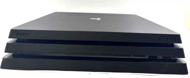 KONSOLA PS4 PRO 2TB/1TB WEWNĘTRZNY/PAD/ZASILACZ