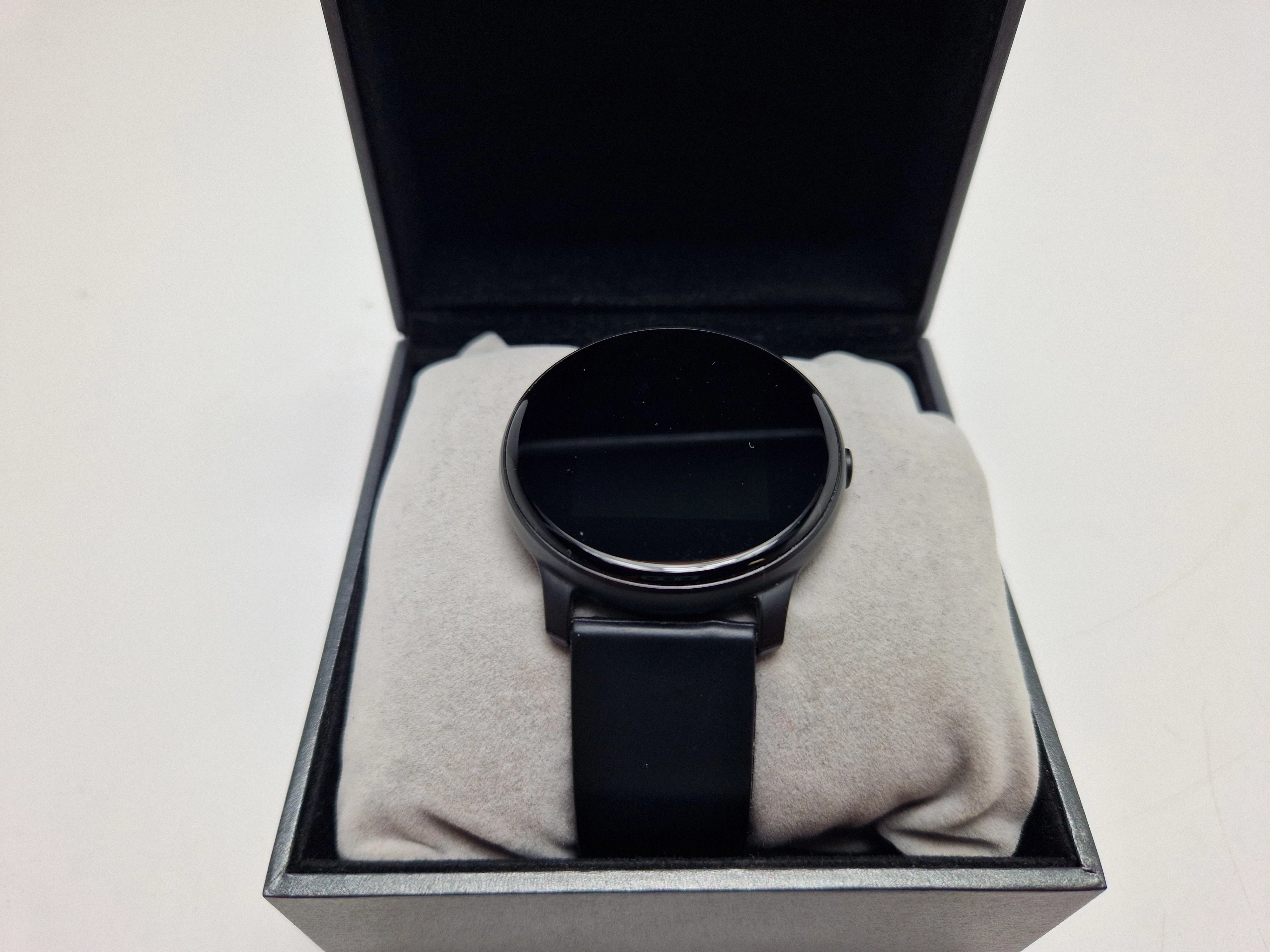 smartwatch-ultra-thin-body-rodzaj-smartwatch