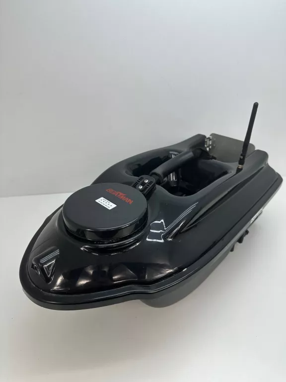 lodka-zanetowa-boatman-actor-pro-sonar-gps-stan-uzywany