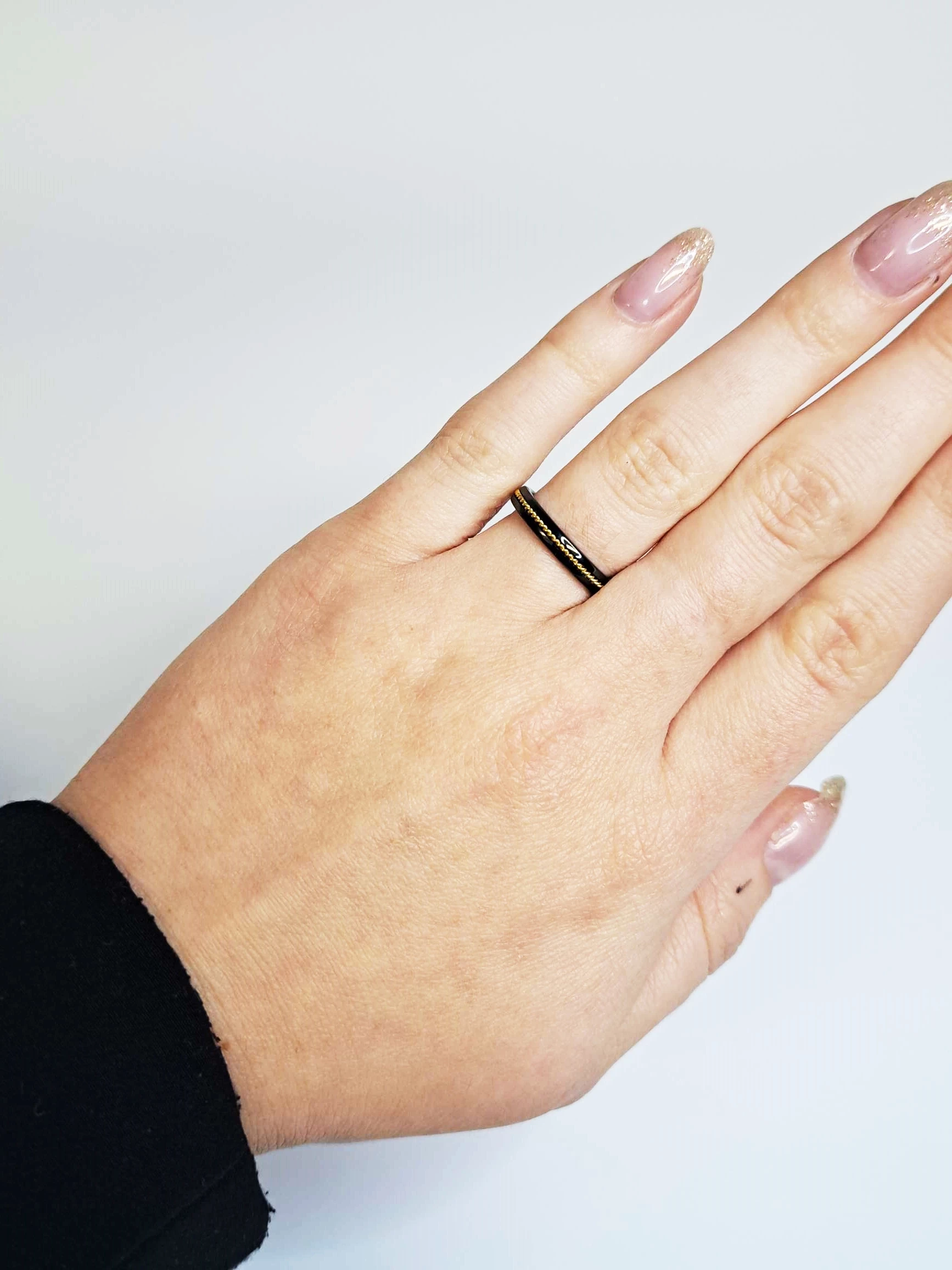 fajny-czarny-pierscionek-ze-stali-nierdzewnej-r-12-139g-stan-11323-1