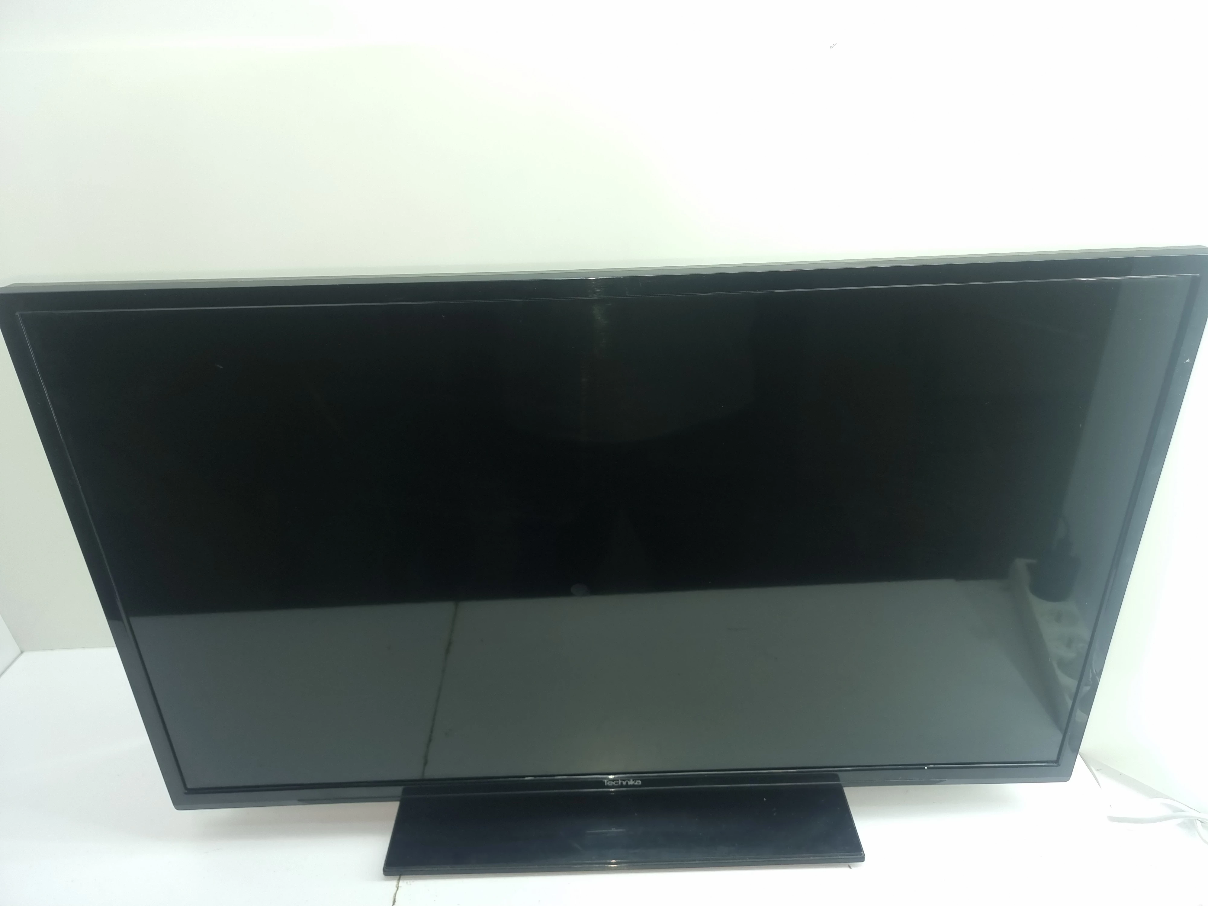 telewizor-technika-32-32-278-aw15-opis-odbior-osobisty-tysiaclecia-3539-skarzysko-kamienna