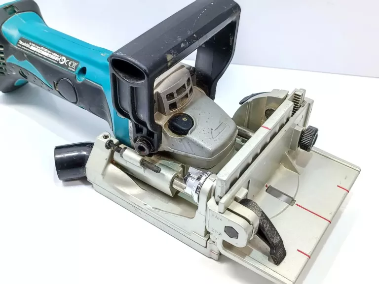 LAMELOWNICA MAKITA DPJ180