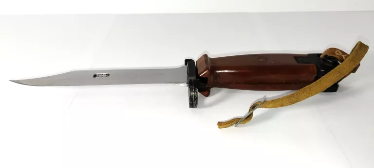 bagnet-polski-zgodny-kalasznikow-ak-47-6h4-akms-model-inny