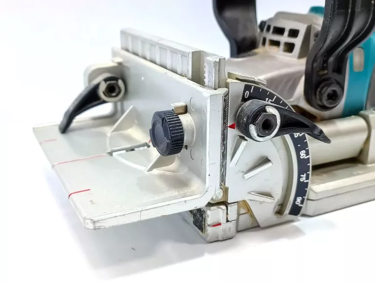 LAMELOWNICA MAKITA DPJ180