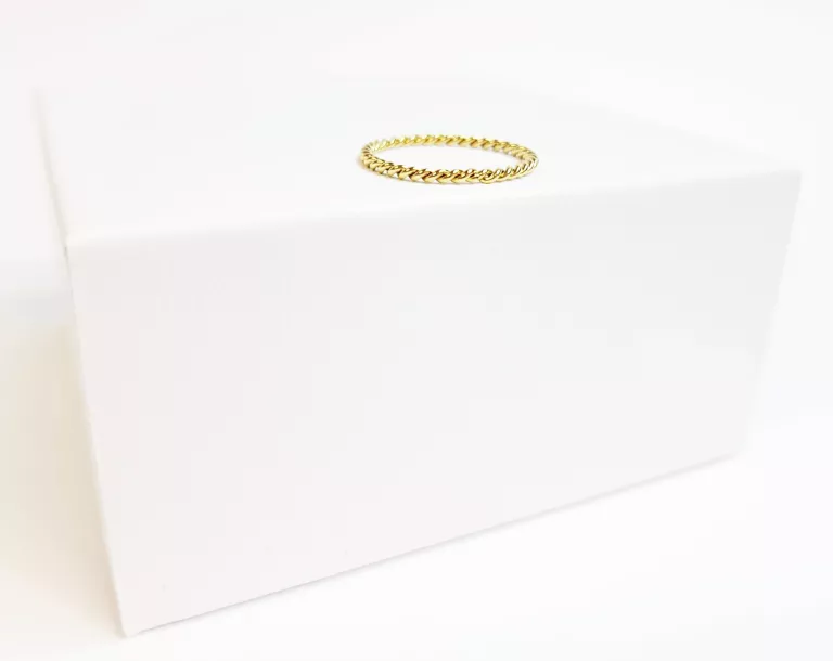 delikatny-pierscionek-ze-stali-nierdzewenej-r13-045g-ean-gtin-5905289675169