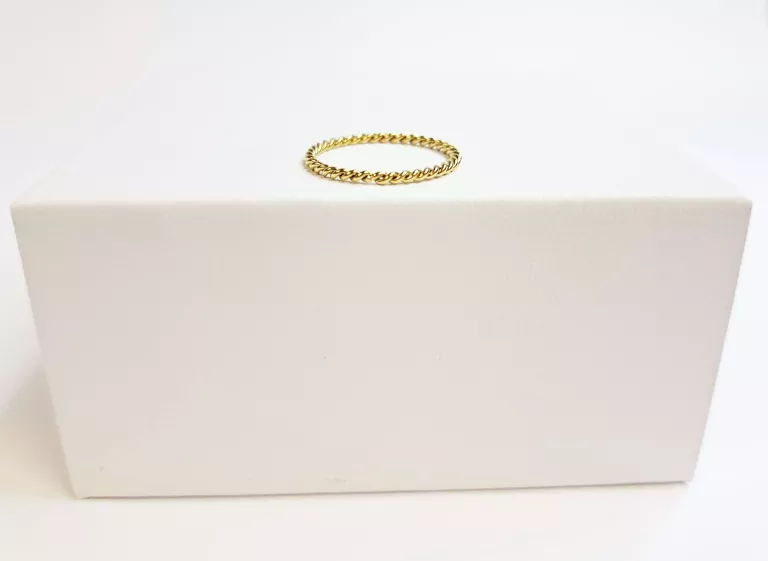 delikatny-pierscionek-ze-stali-nierdzewenej-r13-045g-1-maja-48-wabrzezno