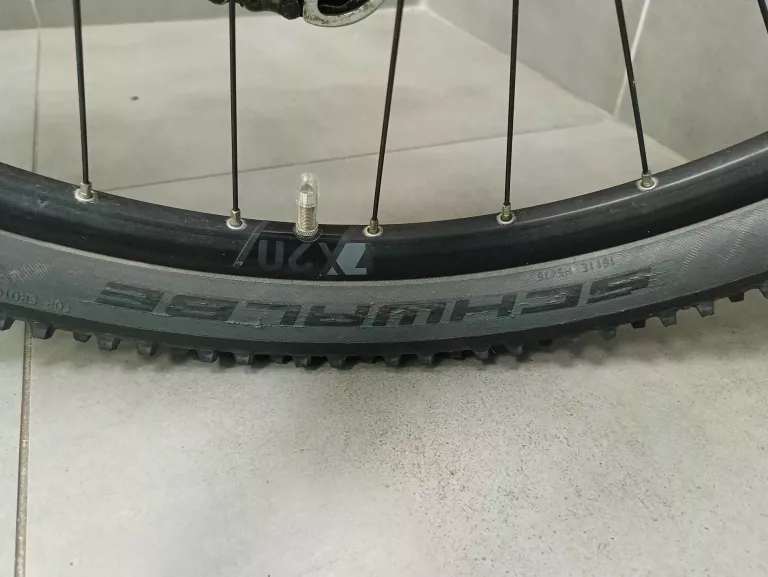 rower-cube-analog-29-dokument-kolor-czarny