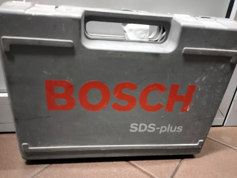 MŁOTOWIERTARKA BOSCH SDS PLUS 600 W PBH 220 RE