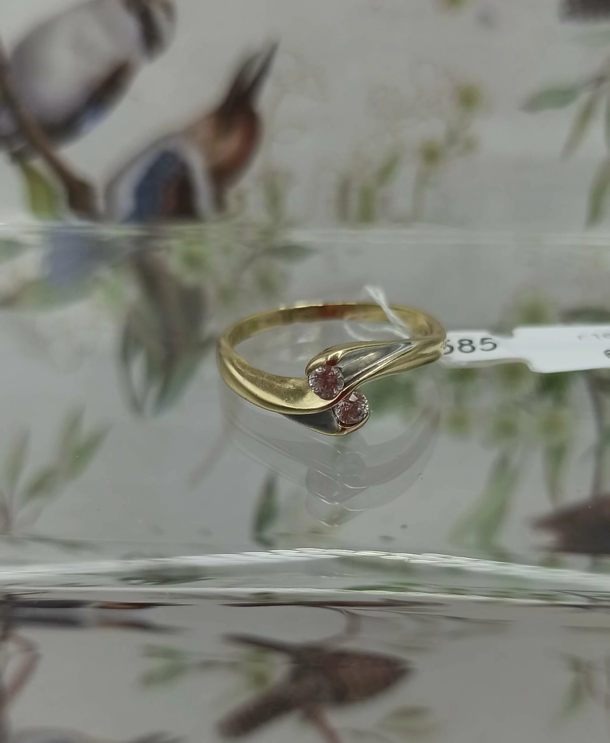 zloty-pierscionek-z-dwoma-oczkami-stan-uzywany