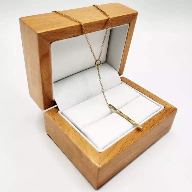 zloty-lancuszek-z-zawieszka-celebrytka-yes-333-stan-uzywany