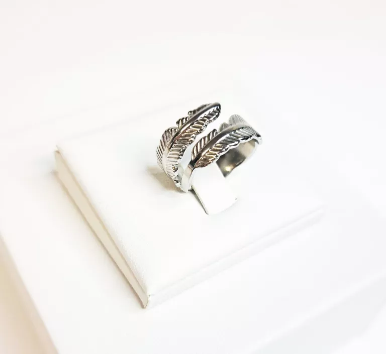 delikatny-pierscionek-ze-stali-nierdzewnej-r13-334g-1-maja-48-wabrzezno