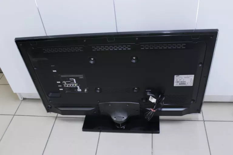 TELEWIZOR SAMSUNG UE40ES5500
