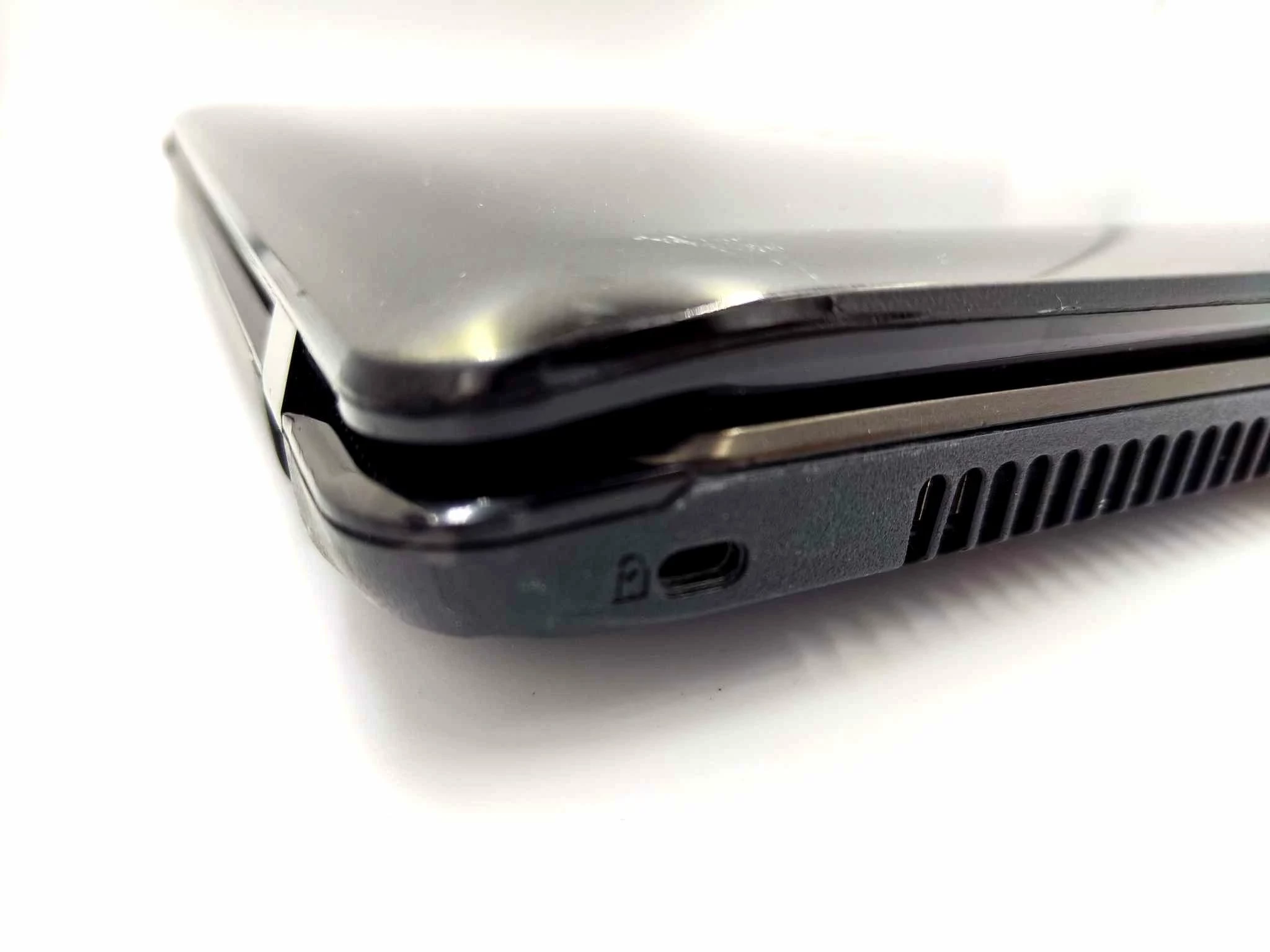 laptop-asus-x52j-3gb220gb-i3-przekatna-ekranu-156