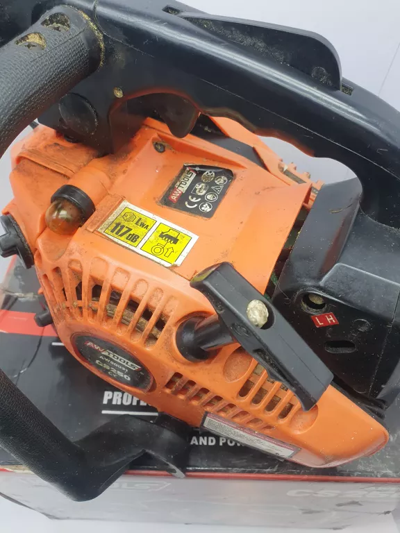 PIŁA SPALINOWA AWTOOLS CS250