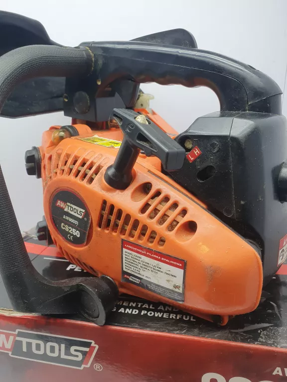 PIŁA SPALINOWA AWTOOLS CS250