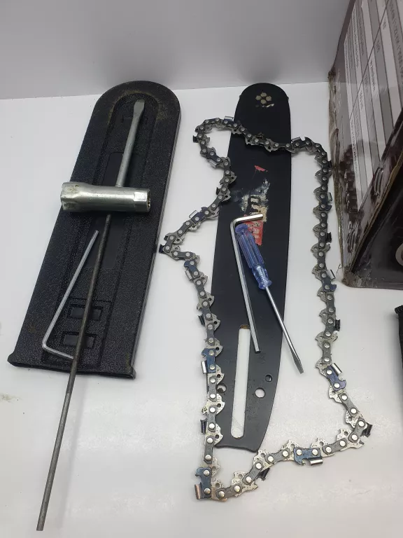 PIŁA SPALINOWA AWTOOLS CS250