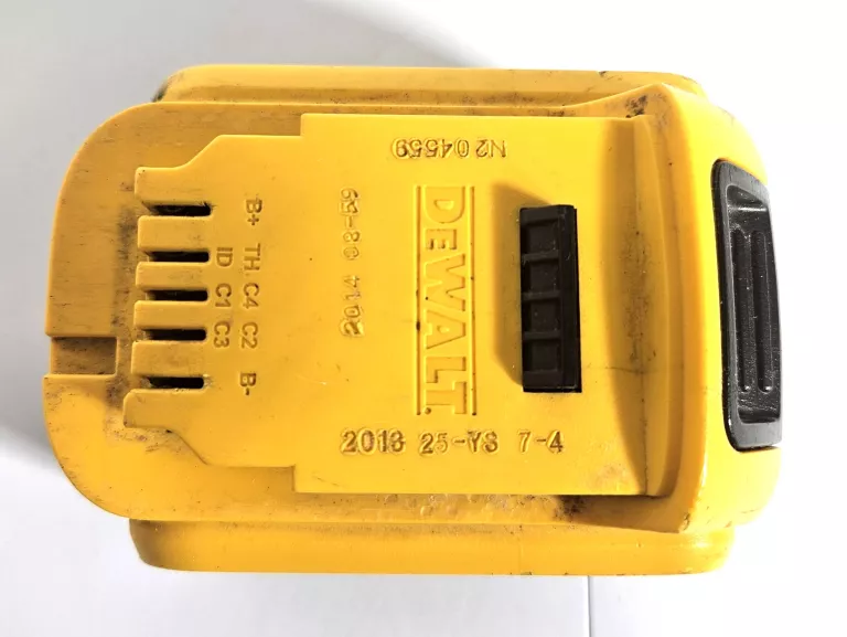 AKUMULATOR DEWALT DCB142 14,4V