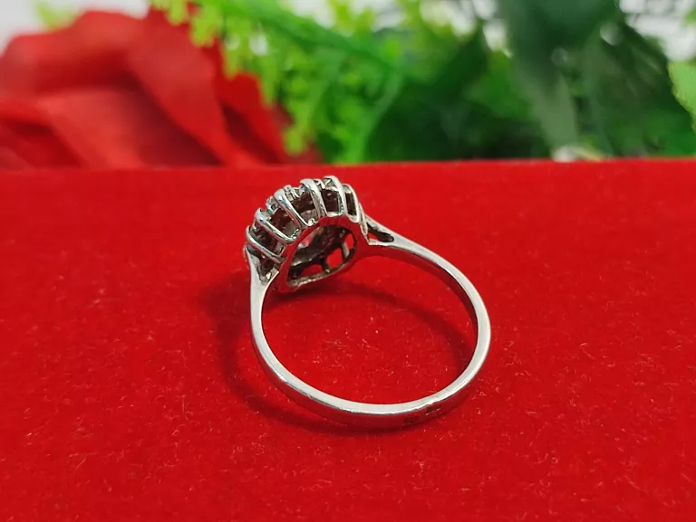 piekny-srebrny-pierscionek-z-duzym-oczkiem-35-g-925-rodzaj-wyrob-jubilerski