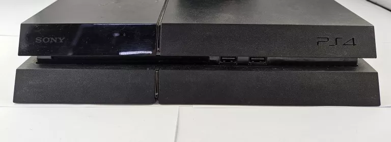 KONSOLA SONY PLAYSTATION 4 FAT 500GB