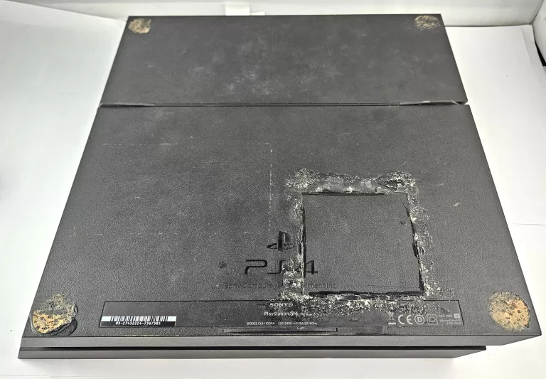 KONSOLA SONY PLAYSTATION 4 FAT 500GB
