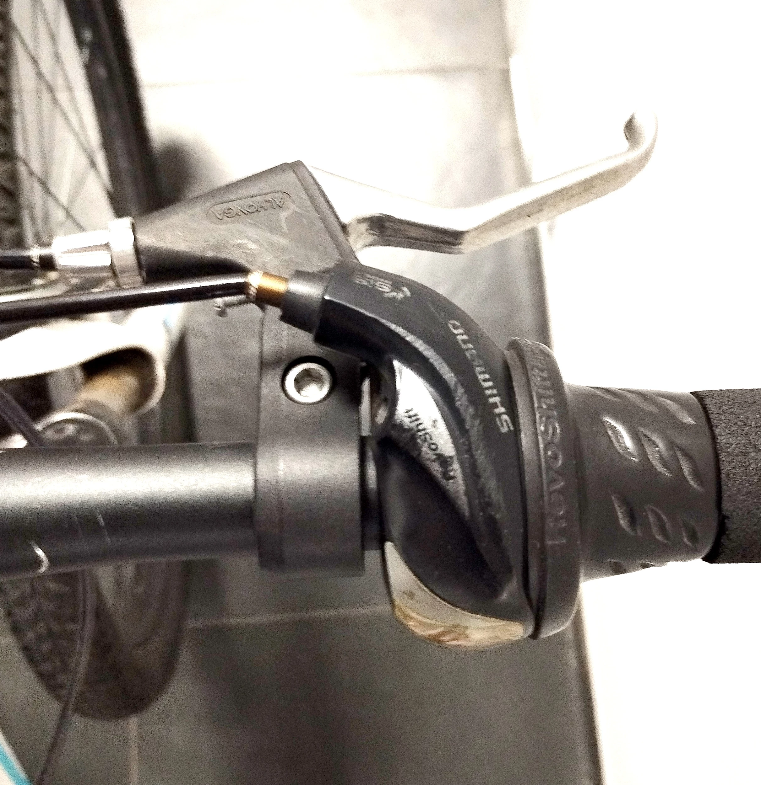 rower-kross-lea-f1-kolor-niebieski