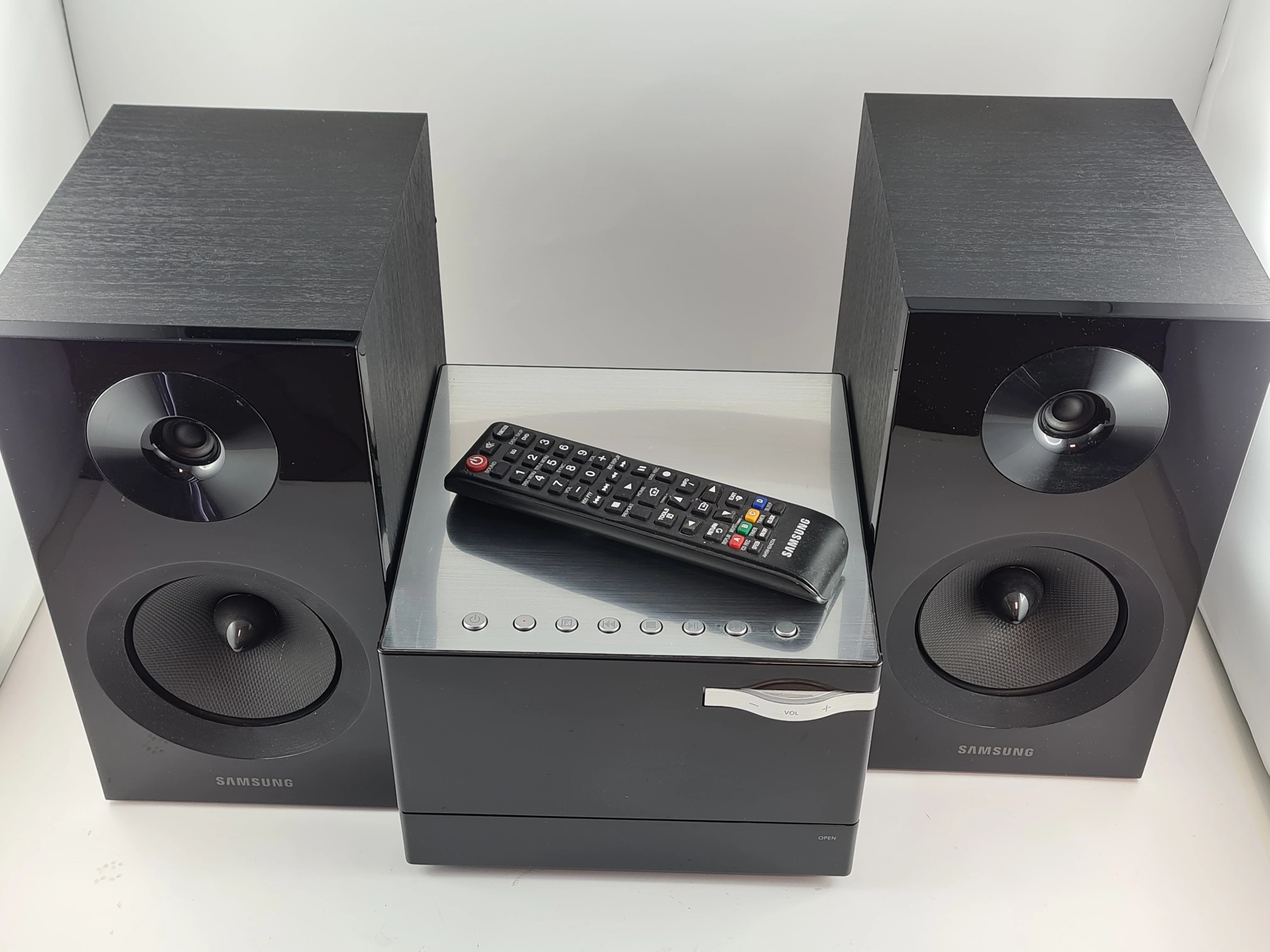 wieza-stereo-samsung-mm-e330d-mickiewicza-12-pelplin