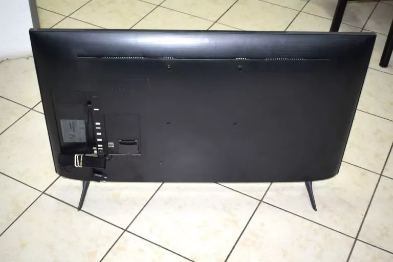 TELEWIZOR SAMSUNG 43 CALE LED 4K SMART TV OKAZJA | Telewizory | Loombard.pl