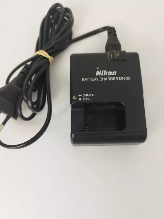NIKON MH-25 ŁADOWARKA DO APARATU