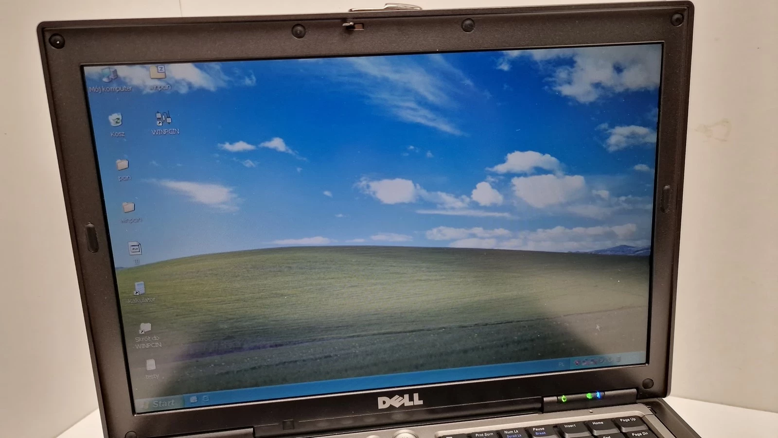 laptop-dell-pp18l-win-xp-2gb-intel-core-2-duo-typ-dysku-twardego-hdd