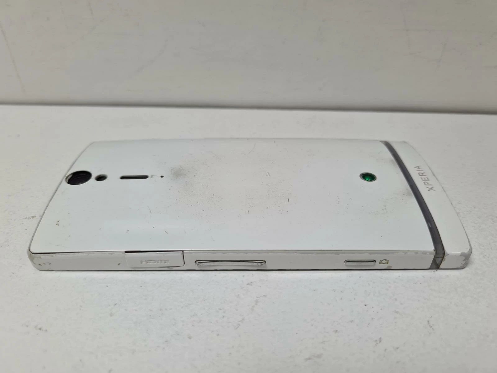 telefon-sony-xperia-s-typ-smartfon