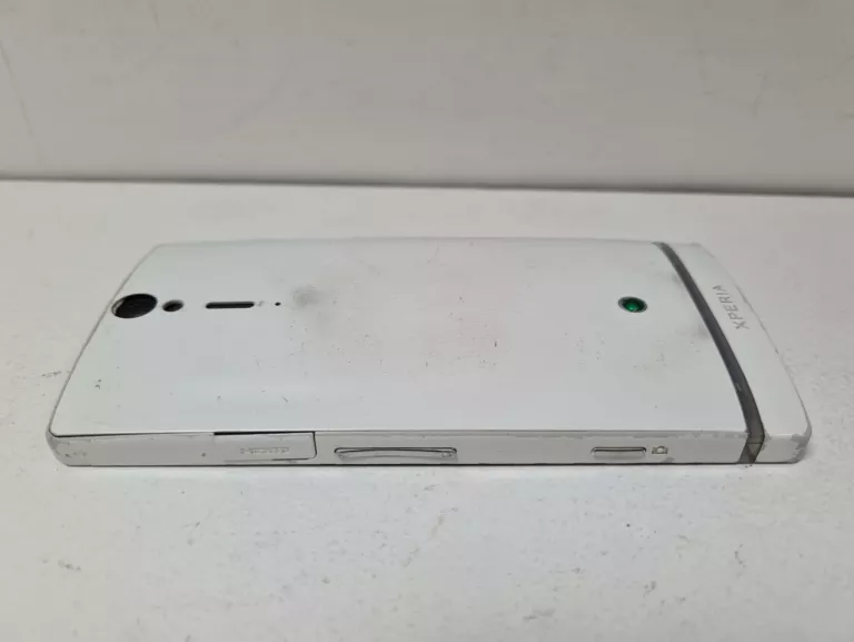 telefon-sony-xperia-s-typ-smartfon