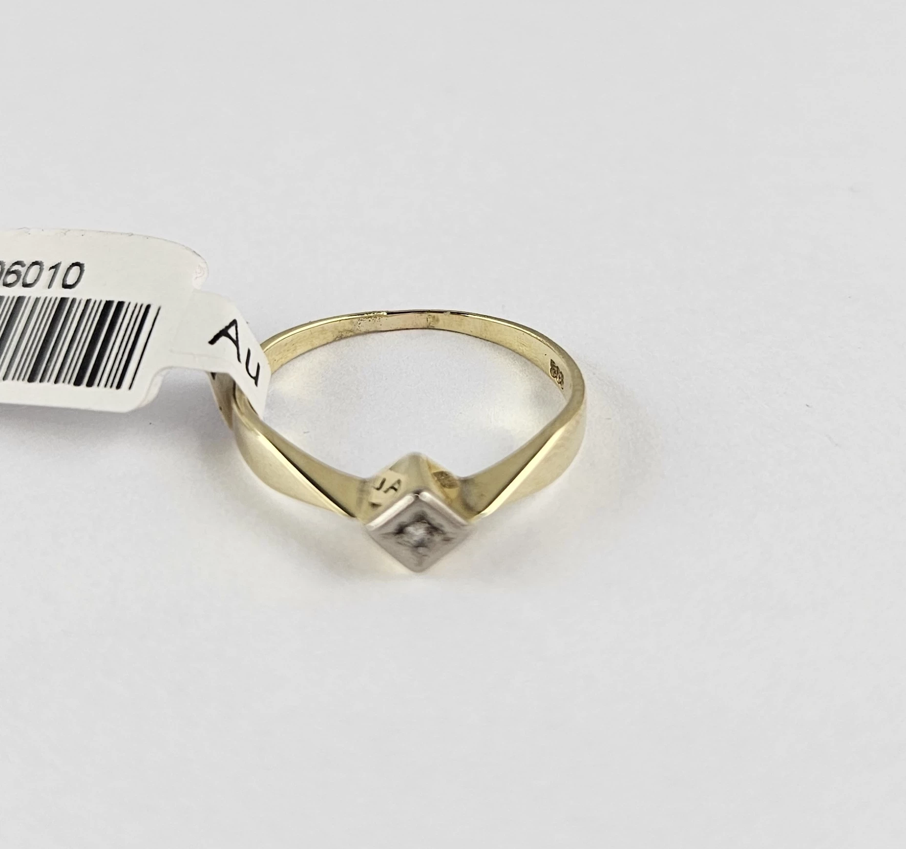 zloty-pierscionek-184g-585-diament-certyfikat-waga-129