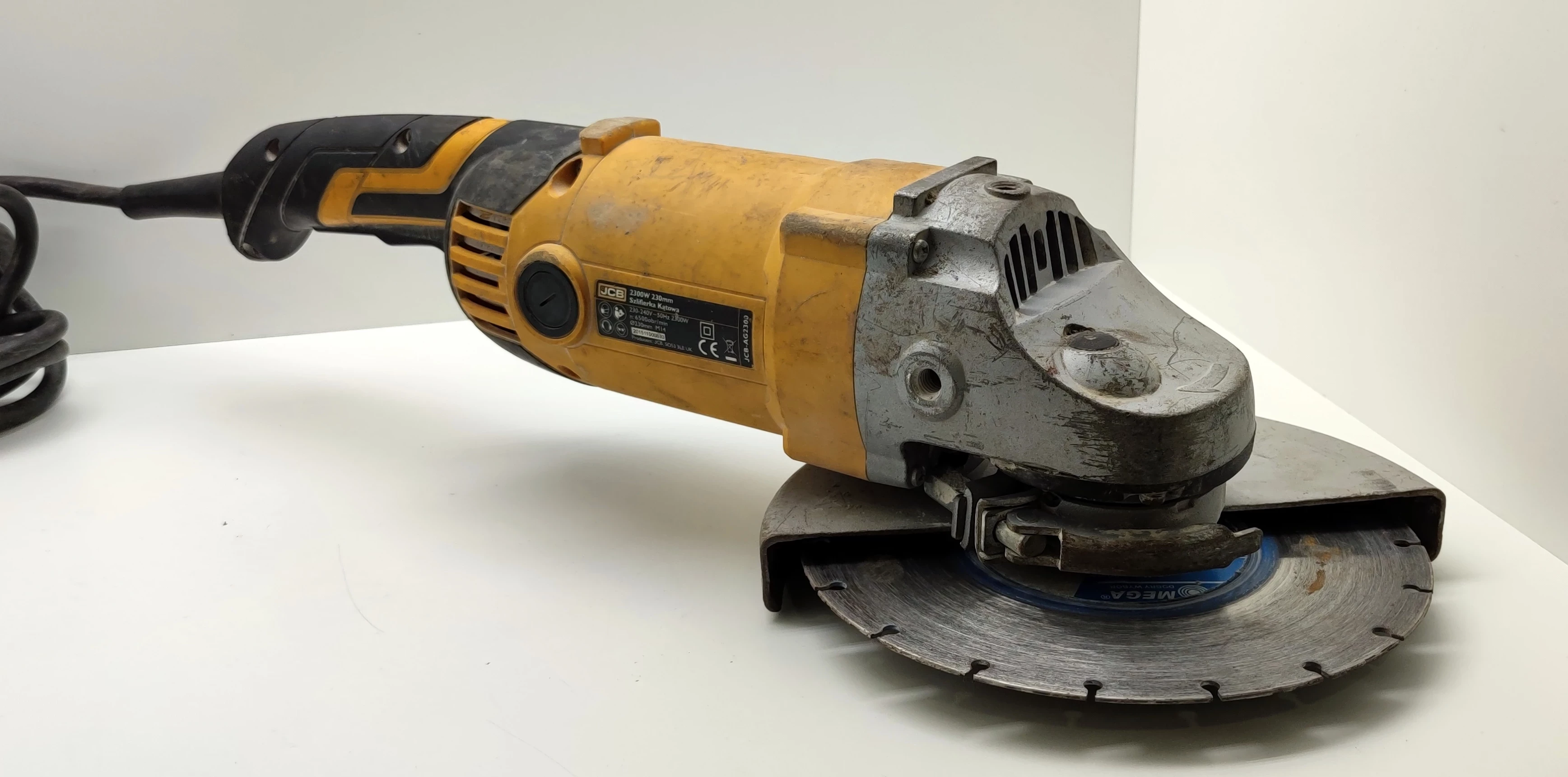 szlifierka-katowa-jcb-ag230-230mm-2300w-m14-ean-gtin-5056485709506