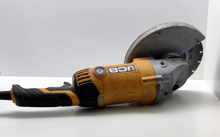szlifierka-katowa-jcb-ag230-230mm-2300w-m14-product-id-0b72646d-be4a-4650-a300-9c086ddc33c7