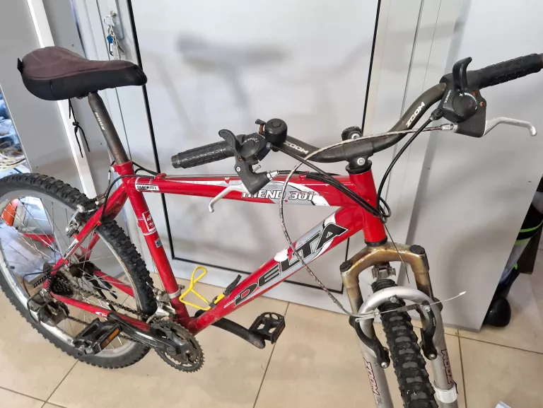 rower-gorski-delta-trend-301-kod-producenta-am847rot