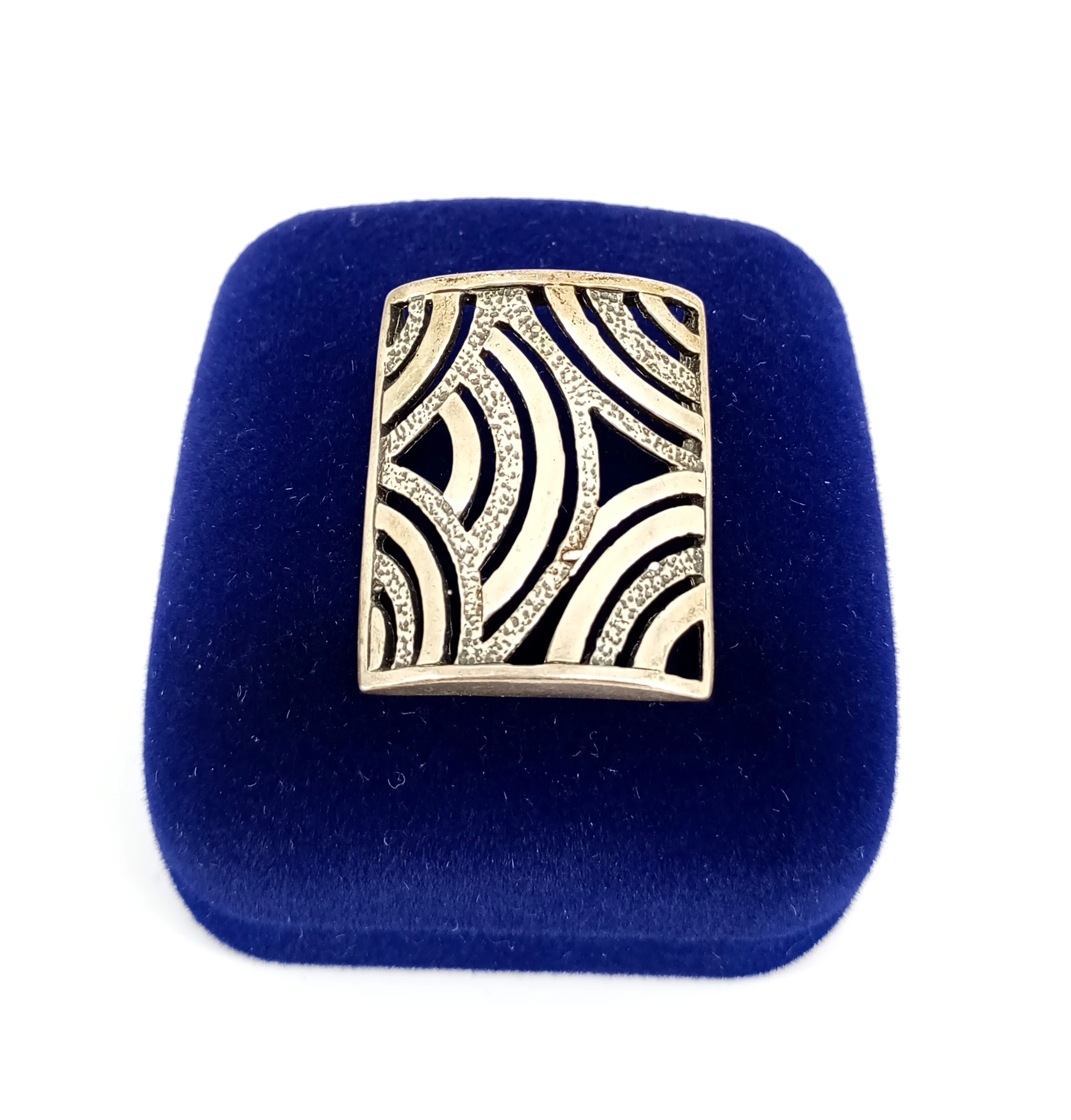 interesujaca-zawieszka-925-551g-3-maja-8-klobuck-unico