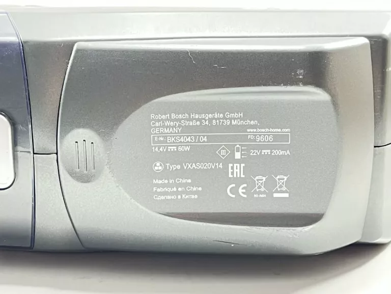 odkurzacz-reczny-bosch-wetdry-144-v-bks4043-kod-producenta-4242002568409