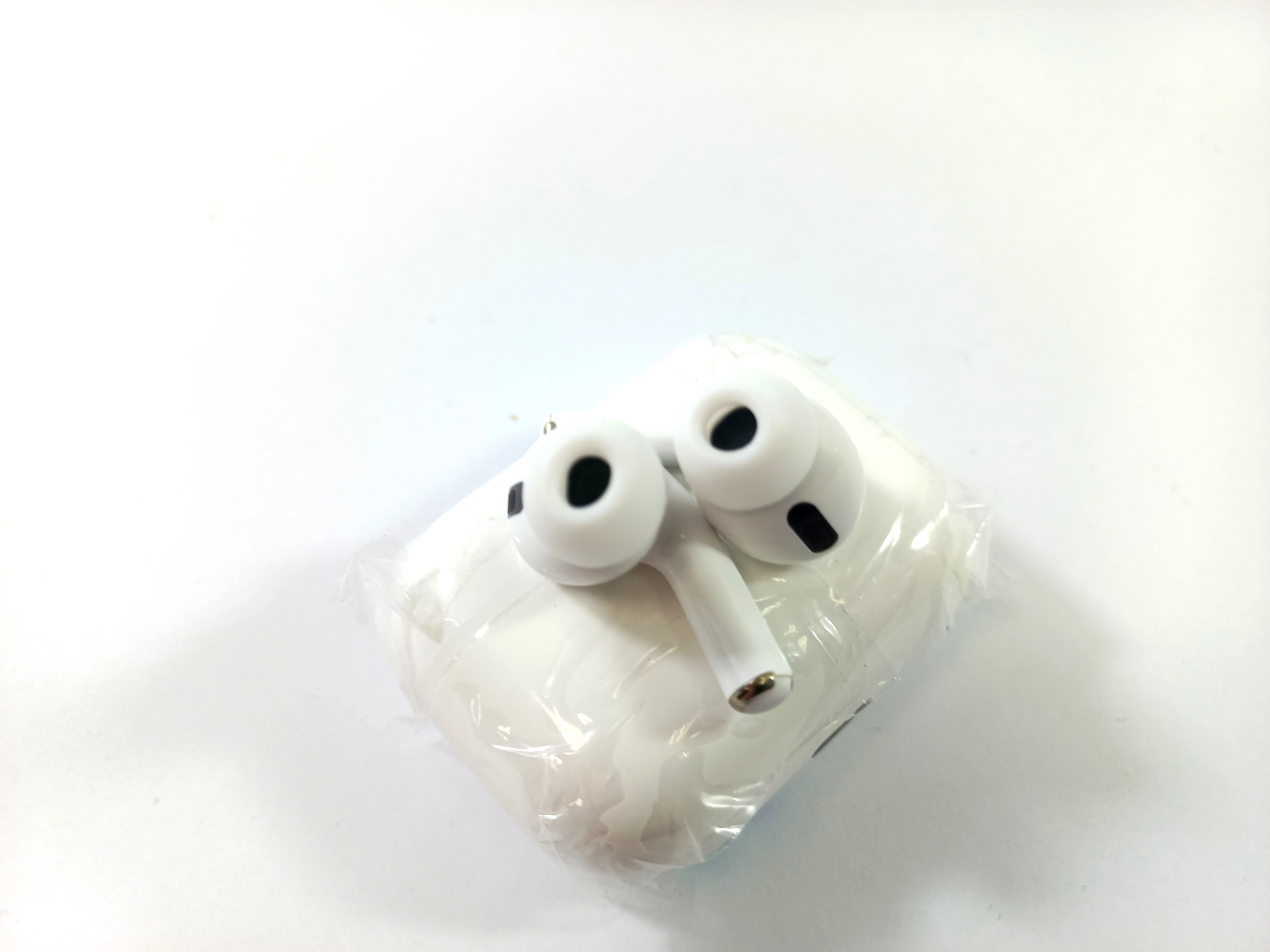 sluchawki-tws-bluetooth-50-i3-pro-bezprzewodowe-kolor-dominujacy-129357-2