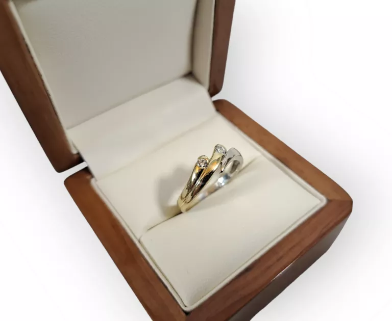 zloty-pierscionek-z-diamentami-010ct-277g-585-r15-rodzaj-2205-16