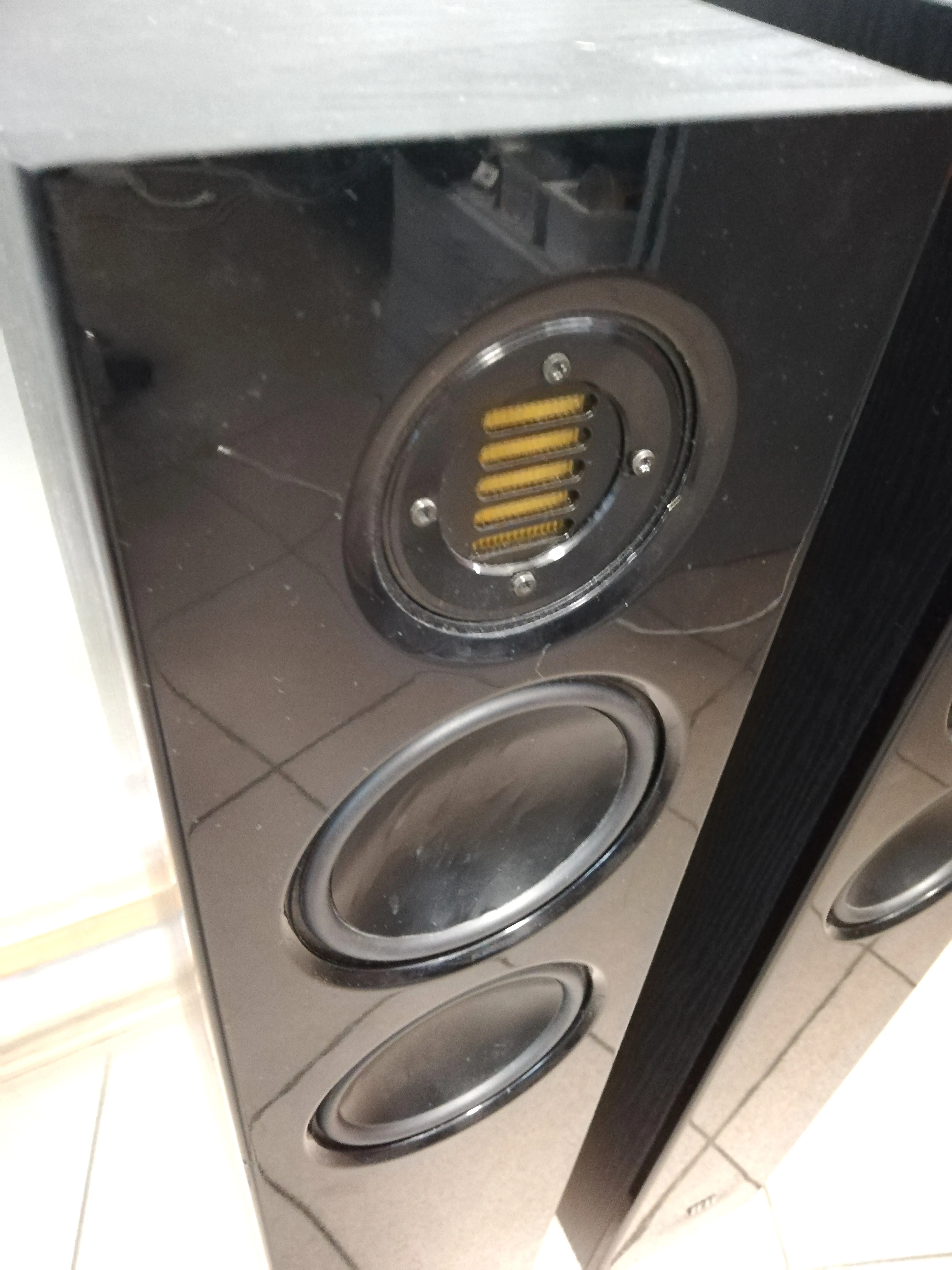 kolumny-elac-fs-147-jet-2szt-stan-uzywany